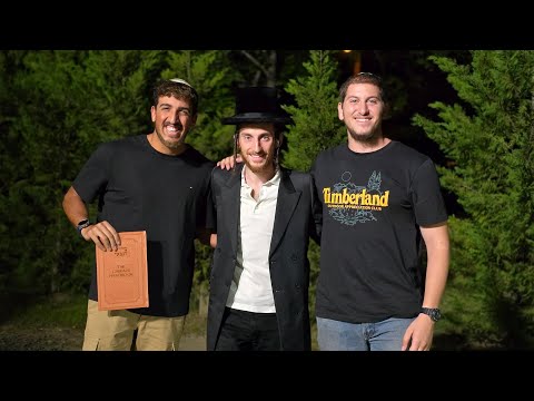 Efraim Feder Talks to Shulem Lemmer & the Two IDF Soldiers Shulem Hosted for Shabbos