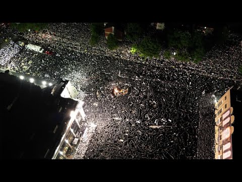 Drone Footage: Satmar Kiryas Yoel Hadlukah – Lag Baomer 2024 | סאטמאר קרית יואל הדלקה  – ל”ג בעומר תשפ”ד