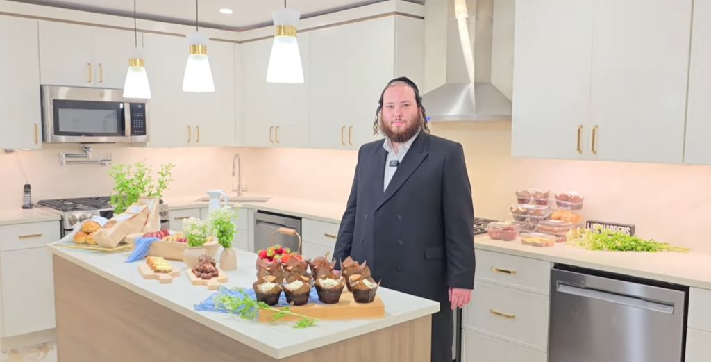 2024-06-05 23_22_53-Bentzi Weinberger Showcases His Gluten Free Items in Lakewood, NJ – JewishTidbit