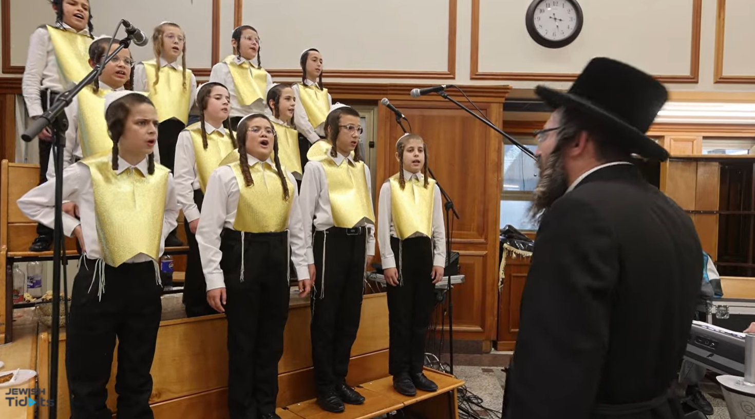 מסיבת חומש פד בתלמוד תורה תולדות אברהם יצחק בבית שמש