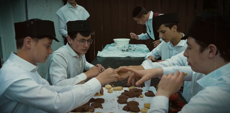 Camp Teumim 9th Grade Music Video – Shmuel Kunda Reenactment