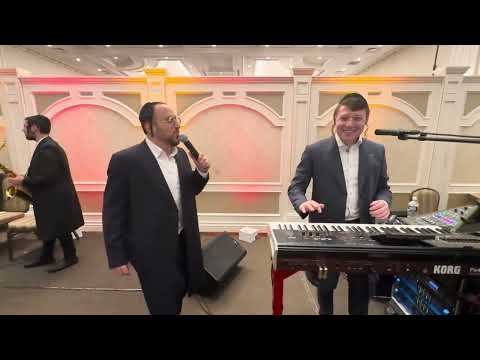 Lipa Schmeltzer & Chesky Schwartz Perform at Wedding (3 Parts)