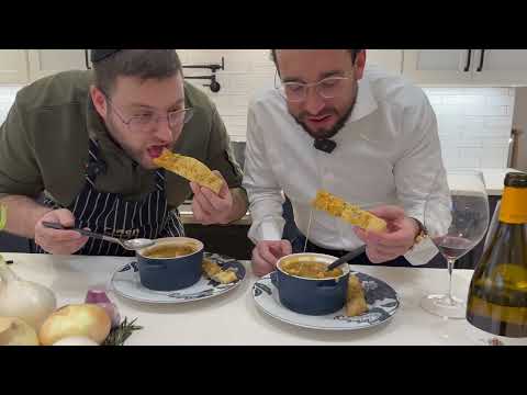 #WineandspicE: A Cozy Chanukah French Onion Soup