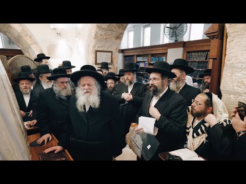 רבי שאול אלתר בתפילה בקבר רחל – חשון תשפ”ה | Rav Shaul Alter at Kever Rochel