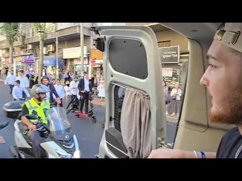 Bar Kupershtein, Kidnapped on October 7 and Recently Released, Receives a Warm Welcome in Bnei Brak