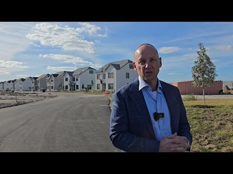 Tour the Emerald Model at Lakefront Fl, Starting at $585k | Fm Home Loans Offering Special Low Deals